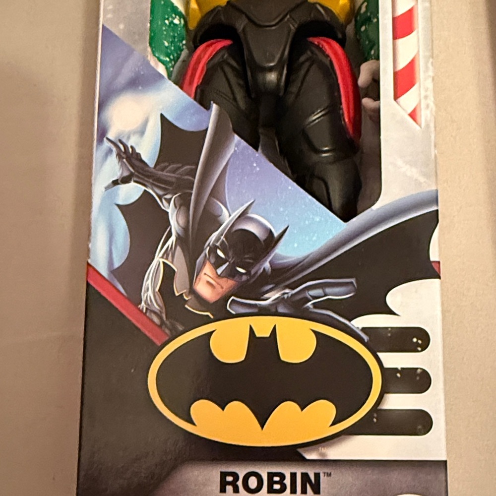 DC Comics Robin and Superman Holiday Action Figures - Red, Green, Blue - Picture 15 of 17